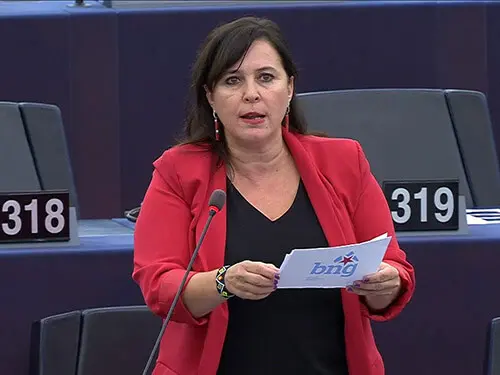 Ana Miranda no pleno do Parlamento Europeo